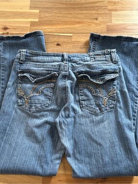 Zenim brand jeans - Women's Light Blue Embroidered Pocket Jeans